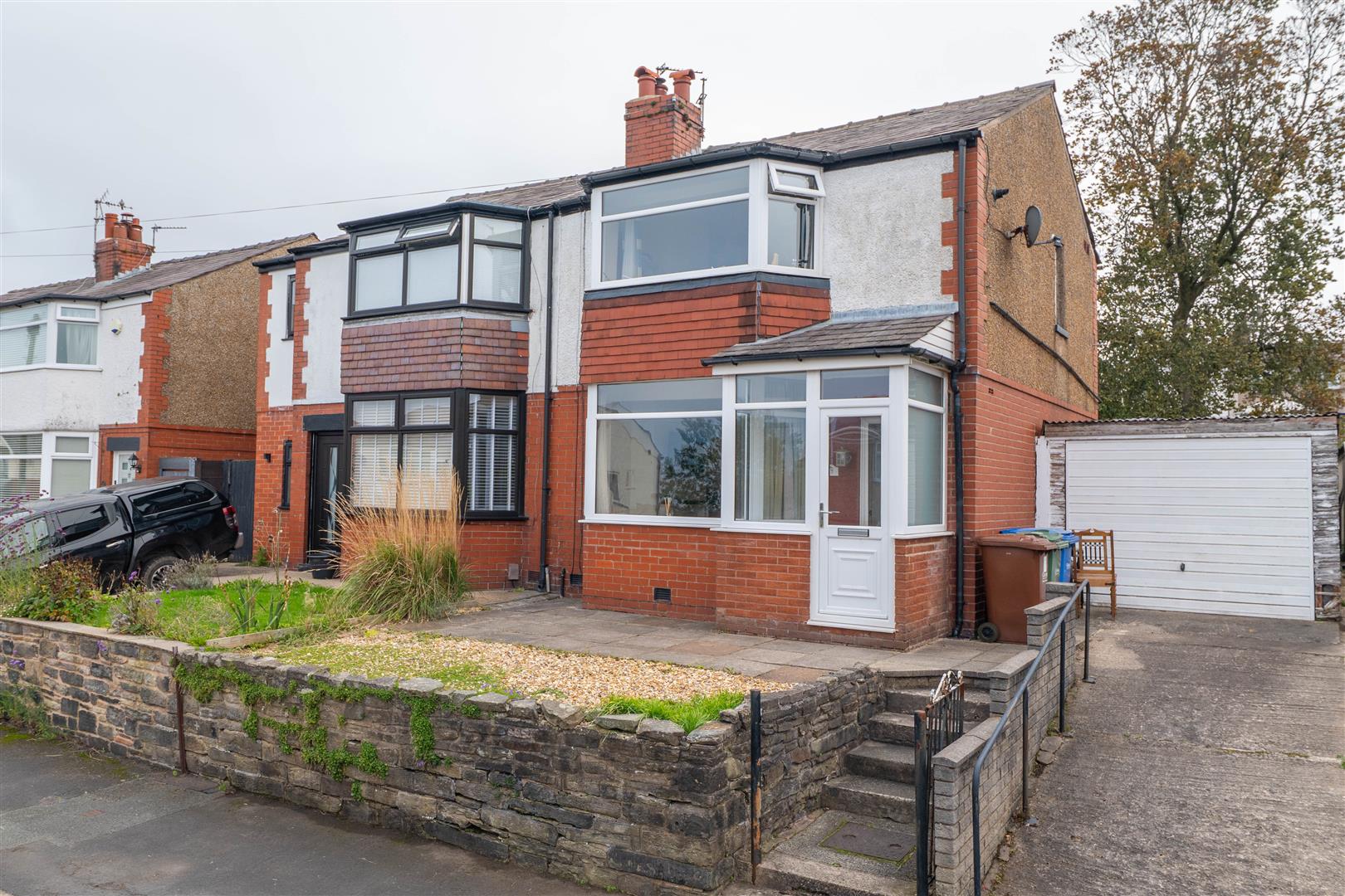 2 bed property in Russell Square West, Chorley